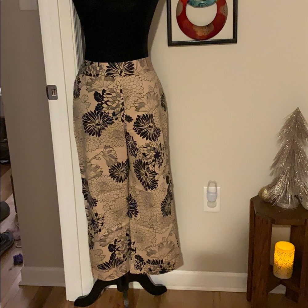 Casual loose capris